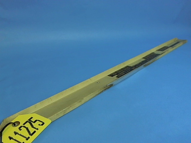 63071-19 Piper - RETAINER - Left bottom. front window